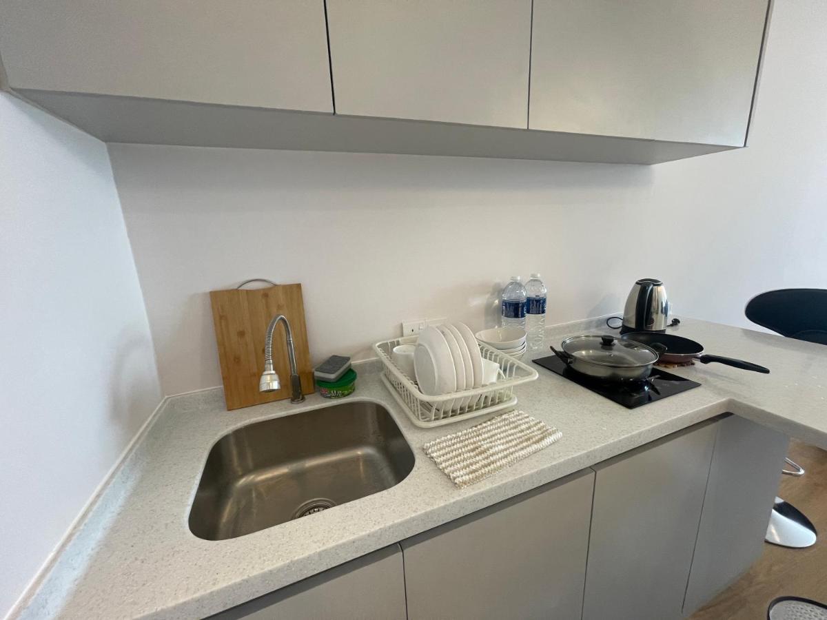 Aru Suites Homestay Wifi,Carpark,24H Check In,Water Filter By R2 Residence Kota Kinabalu Zewnętrze zdjęcie