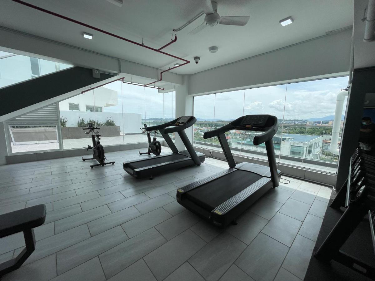 Aru Suites Homestay Wifi,Carpark,24H Check In,Water Filter By R2 Residence Kota Kinabalu Zewnętrze zdjęcie
