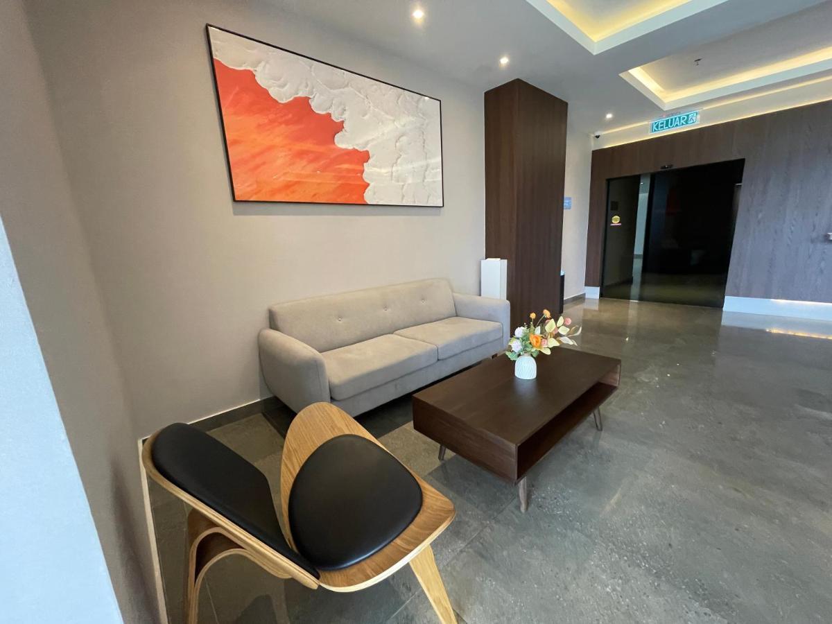 Aru Suites Homestay Wifi,Carpark,24H Check In,Water Filter By R2 Residence Kota Kinabalu Zewnętrze zdjęcie