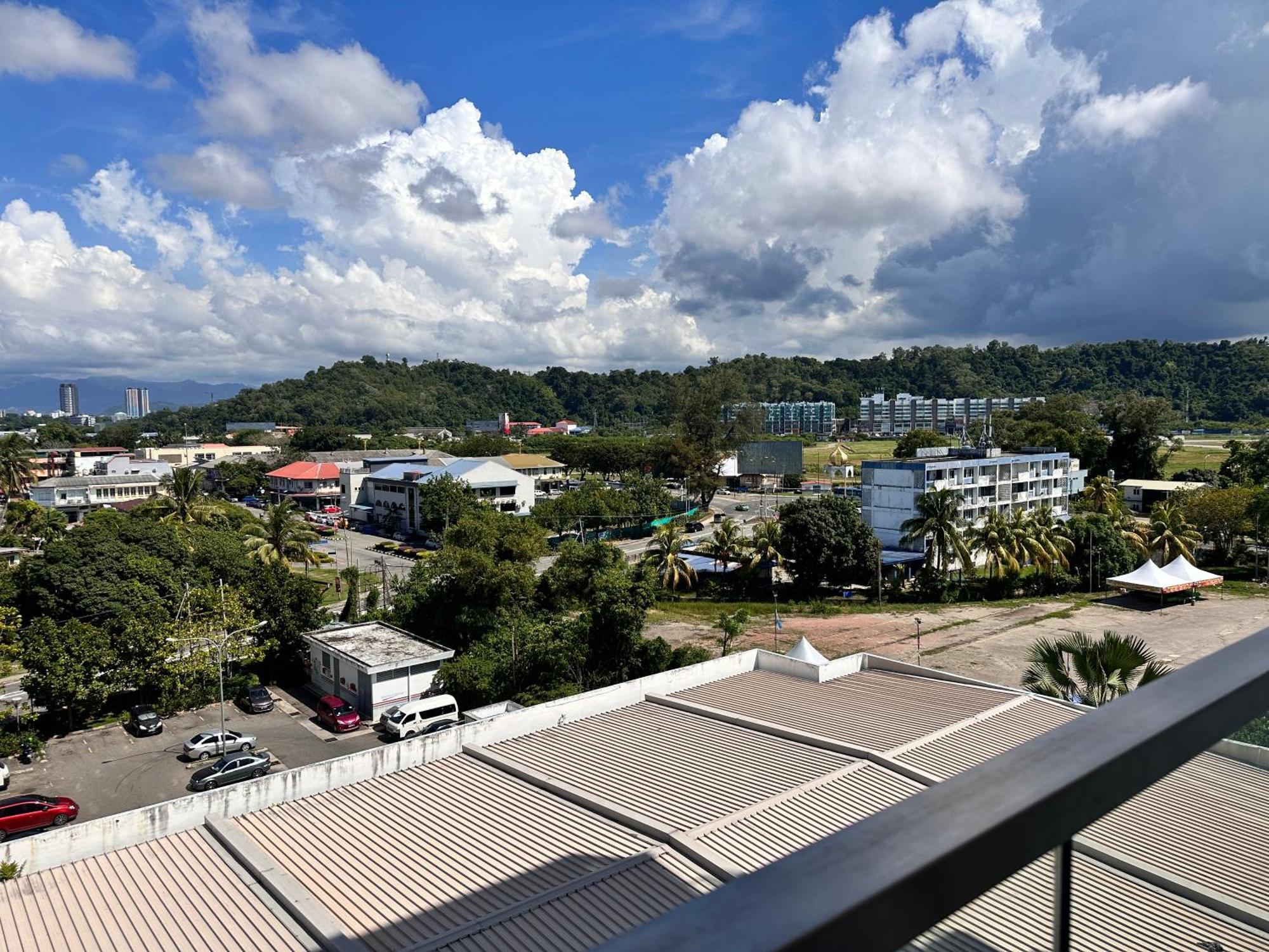 Aru Suites Homestay Wifi,Carpark,24H Check In,Water Filter By R2 Residence Kota Kinabalu Zewnętrze zdjęcie