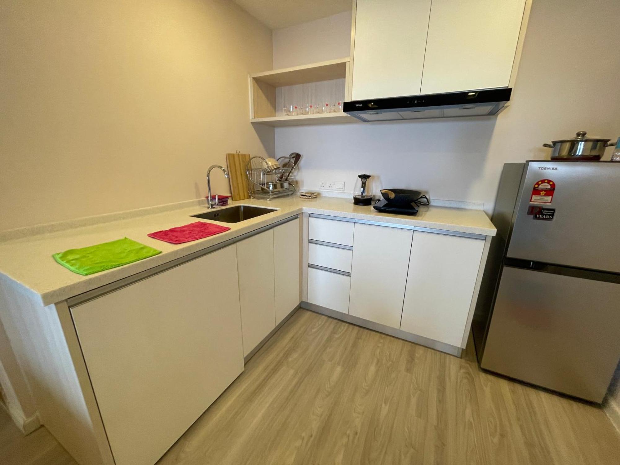 Aru Suites Homestay Wifi,Carpark,24H Check In,Water Filter By R2 Residence Kota Kinabalu Zewnętrze zdjęcie