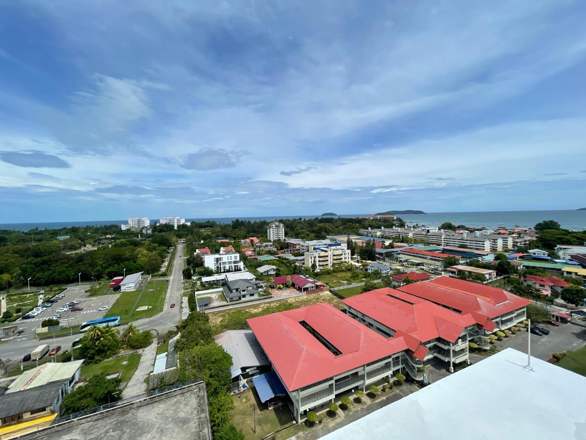 Aru Suites Homestay Wifi,Carpark,24H Check In,Water Filter By R2 Residence Kota Kinabalu Zewnętrze zdjęcie
